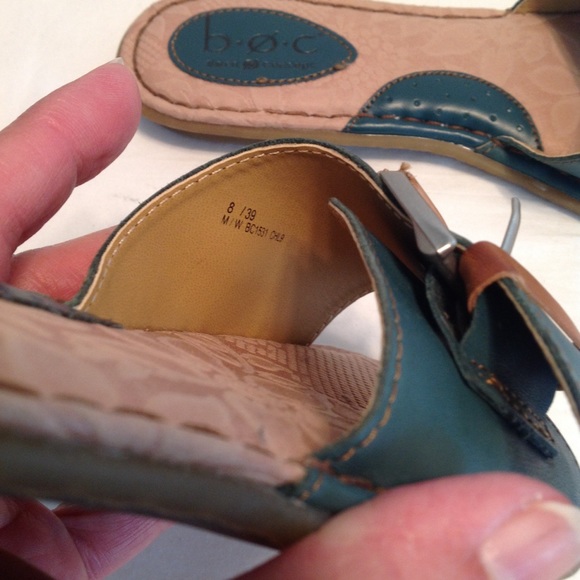 B.O.C born concept leather  slip-on sandal,NWOB - Picture 4 of 5